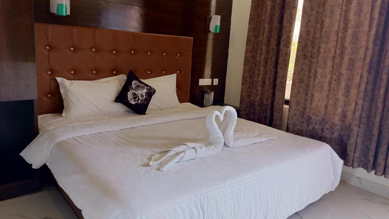 Hotel 7 Heights Mussoorie Kültér fotó
