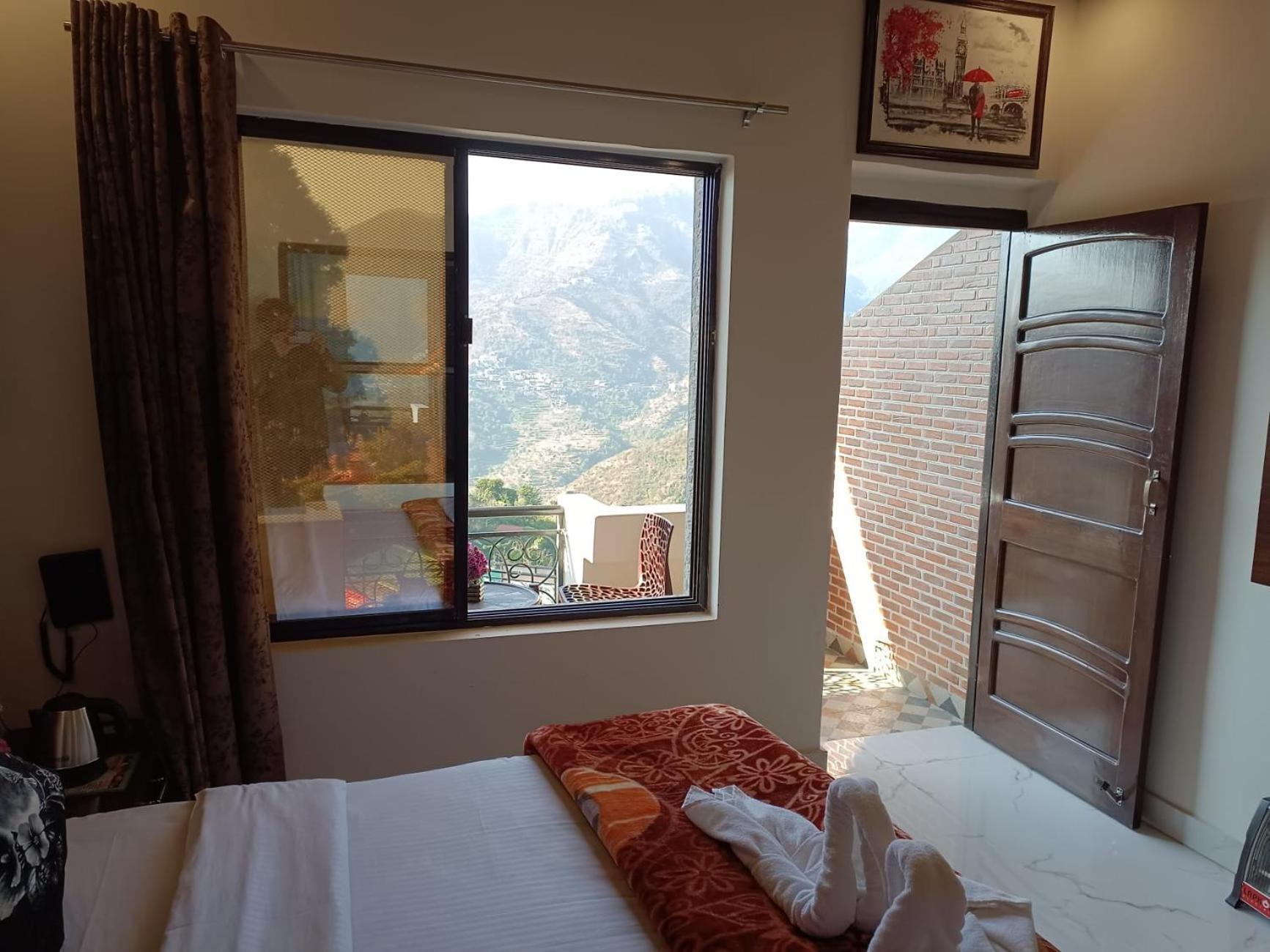 Hotel 7 Heights Mussoorie Kültér fotó