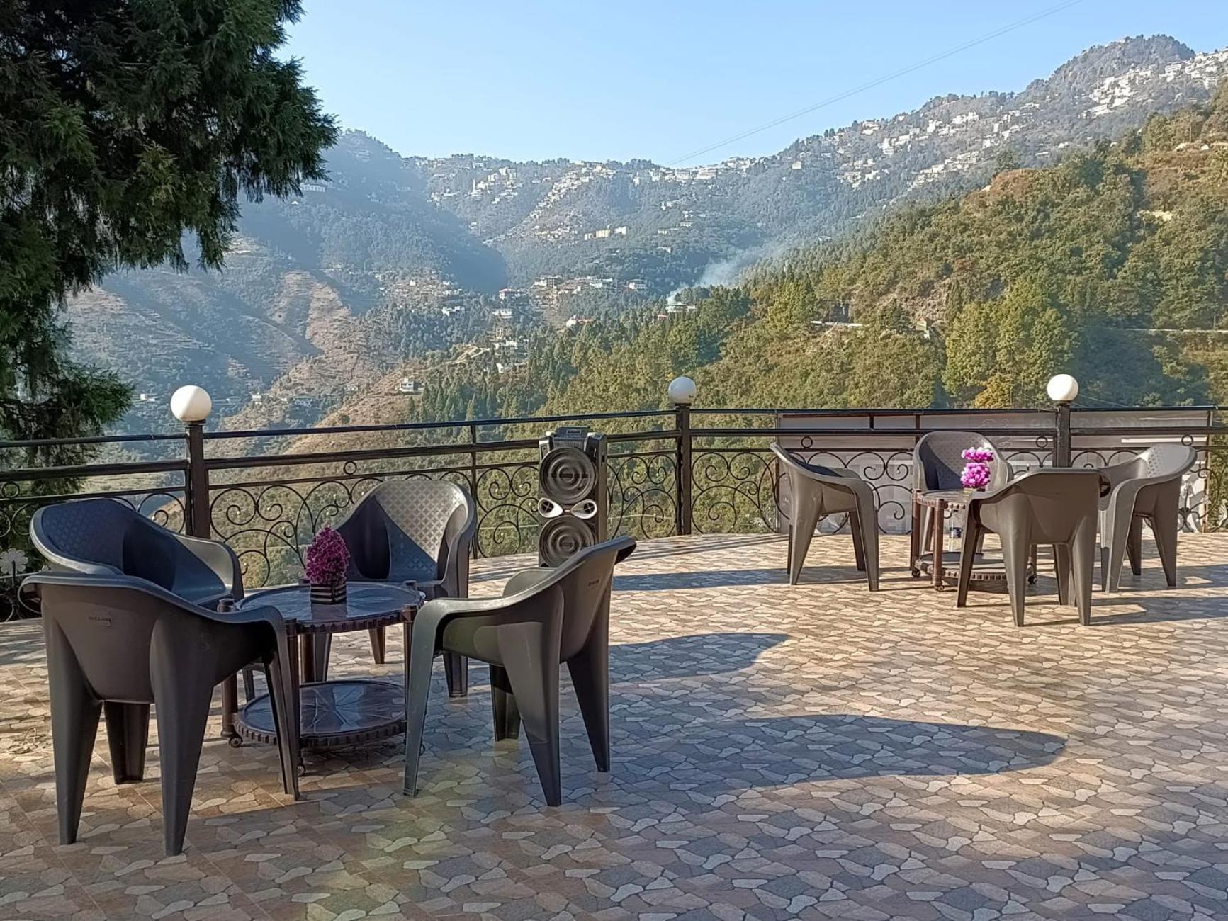 Hotel 7 Heights Mussoorie Kültér fotó